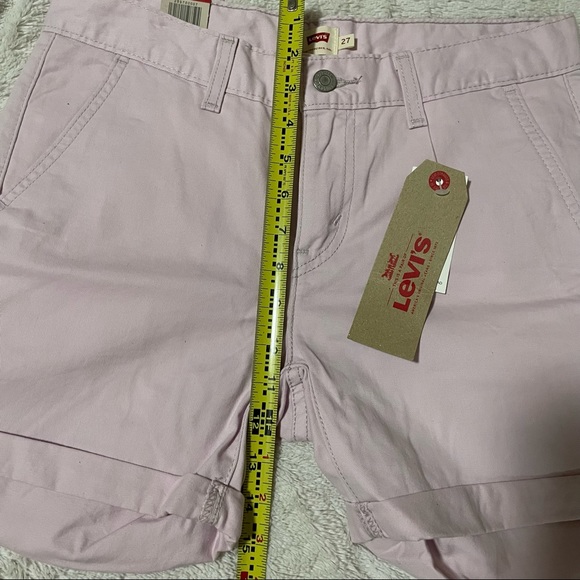 NWT Levi’s Classic Shorts / Size 27 - Picture 5 of 5